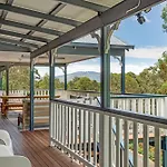 Oceanview Luxury Retreat Amongst The Trees