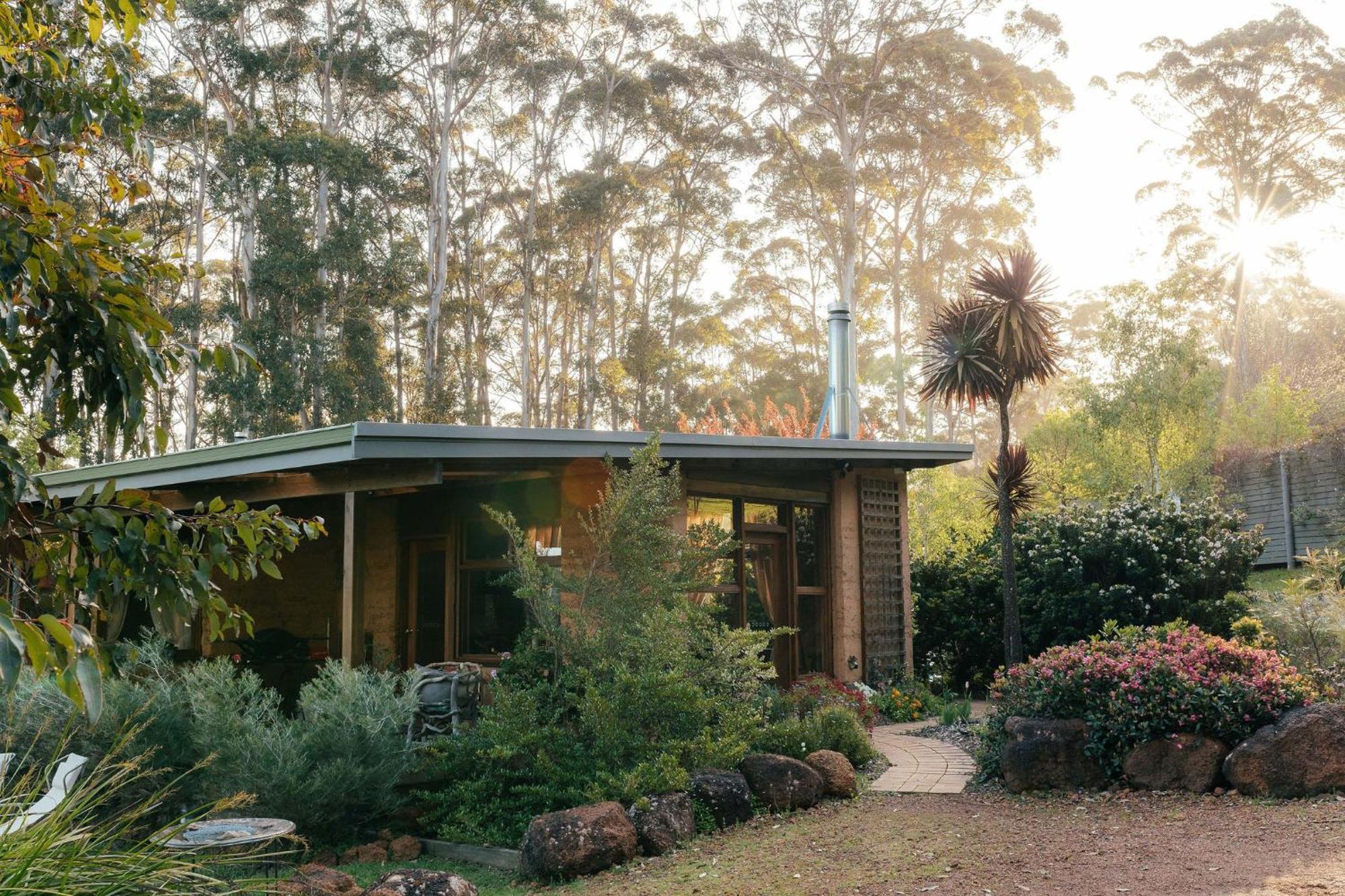 The Floating Forest Retreat Chalet *